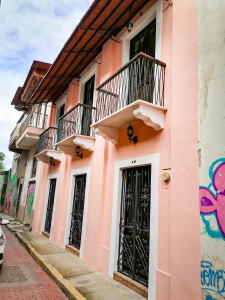 Casa de 2 pisos Casco Antiguo