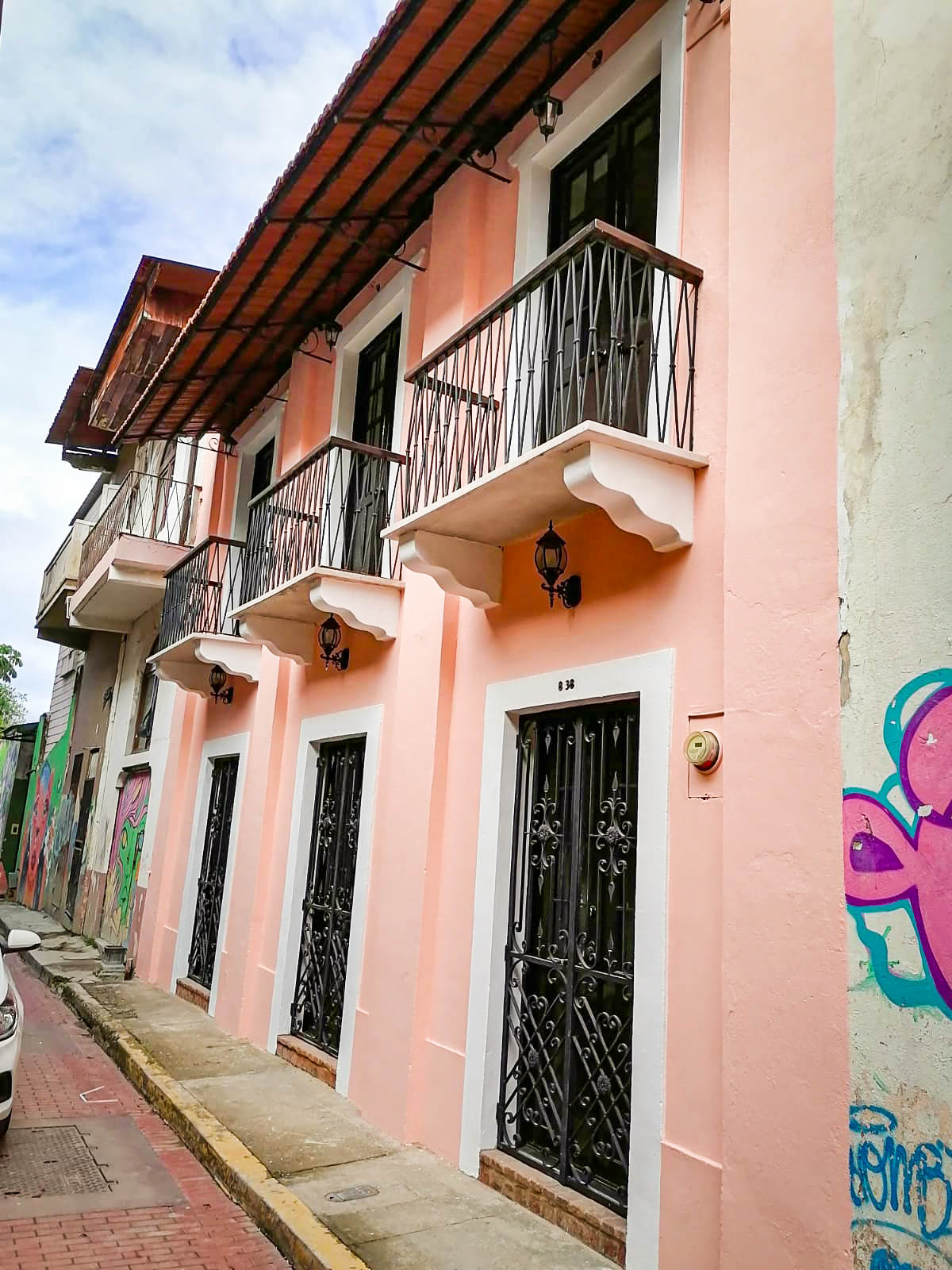 Casa_Enrique_2 Casa de 2 pisos Casco Antiguo